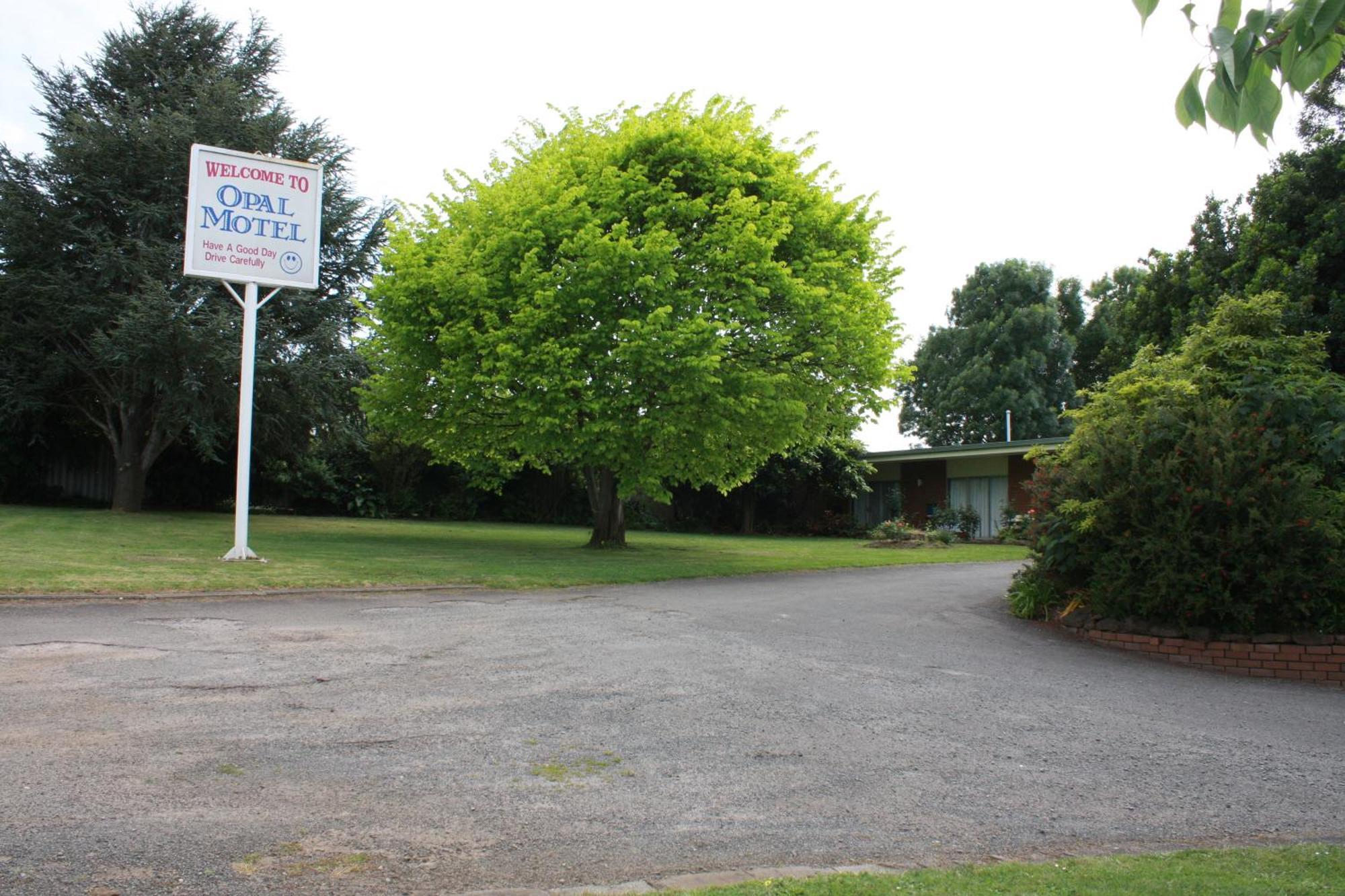 Opal Motel Leongatha Exterior foto